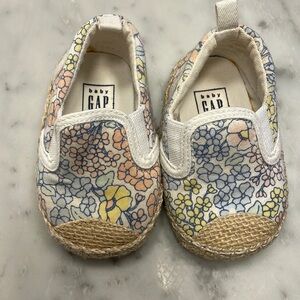 Baby gap flower slip on shoes